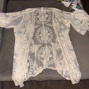 Time and Tru Ivory Lace Kimono